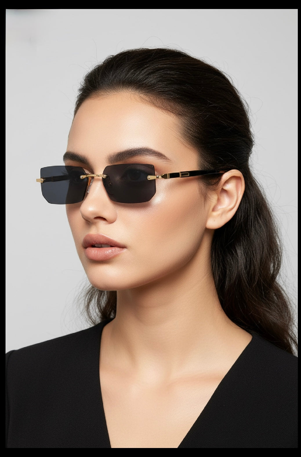Urban Tote + Classic  Sunglasses